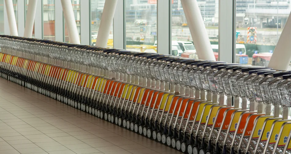 Tunel lotniskowy w Warszawie (lotnisko Chopina)